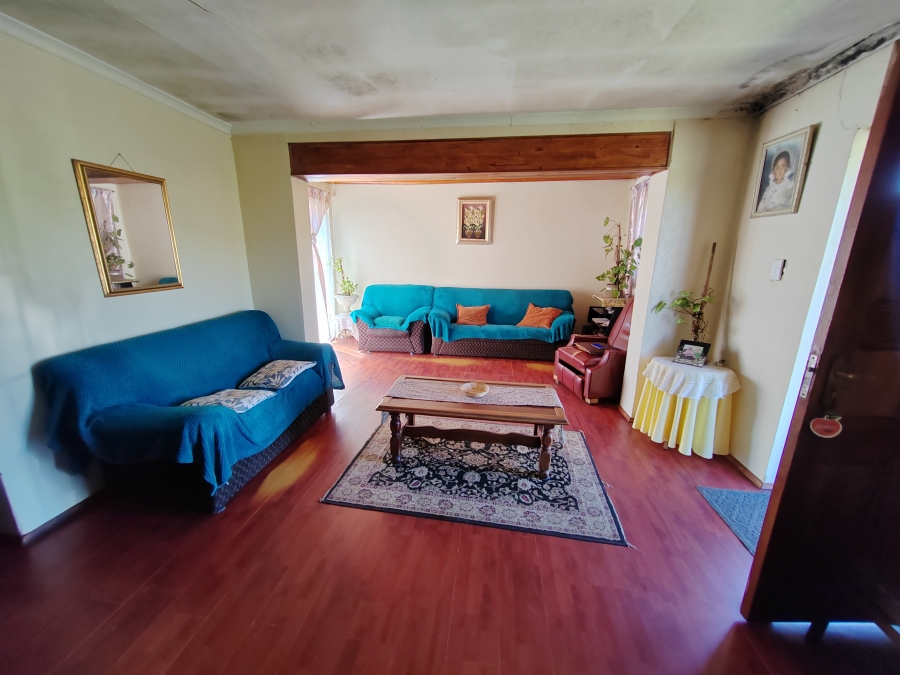 3 Bedroom Property for Sale in Hillview Western Cape